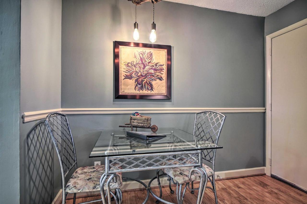 Cozy Downtown Gatlinburg Condo With Pool Access Exteriör bild